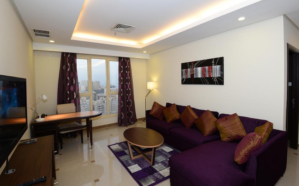 The Venue Resident (Adults Only) Aparthotel Kuwait City Exterior foto