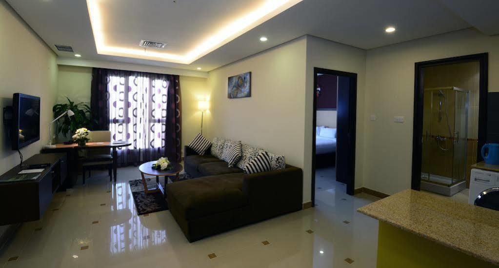 The Venue Resident (Adults Only) Aparthotel Kuwait City Exterior foto